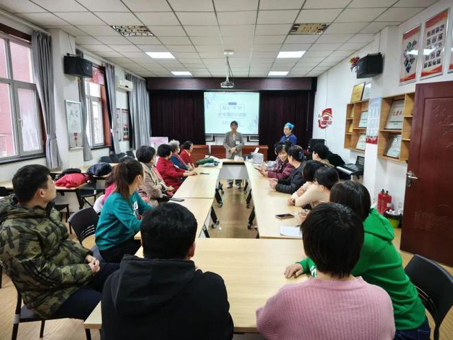 贴心“手”护·护手霜DIY活动AG旗舰厅ios版漓江里社区：(图2)