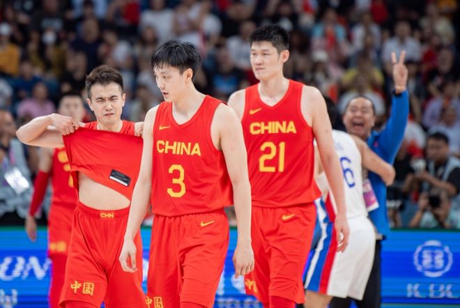 第二名归化人选出炉！辽宁广东措手不及AG旗舰厅首页CBA大结局！中国男篮(图6)